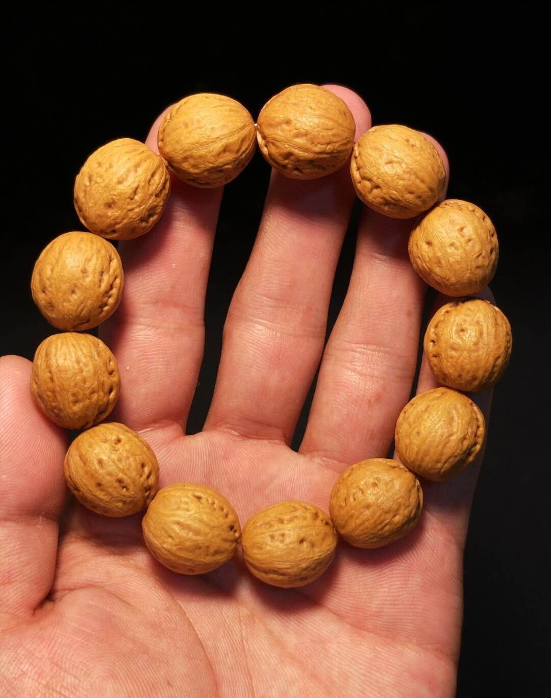 文玩核桃手串