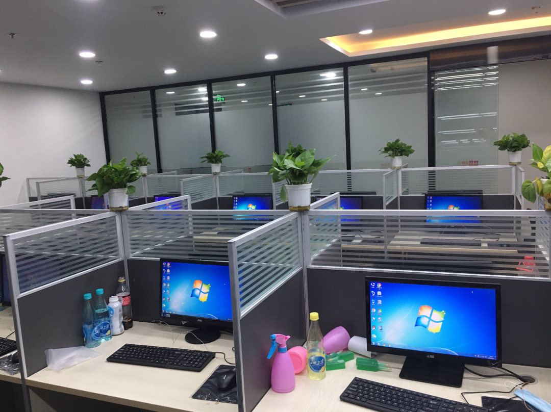 九成新办公电脑，四核台式电脑主机全套处理