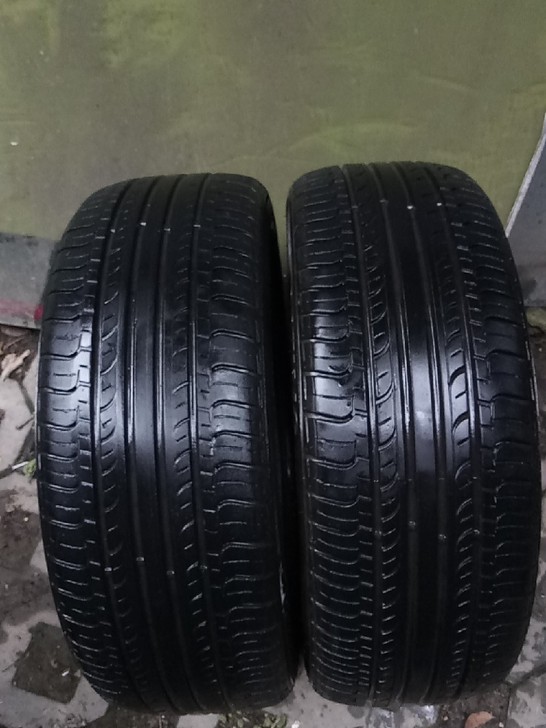 韩泰195/50R16两条，无伤无补，一条八成新，一条六成，