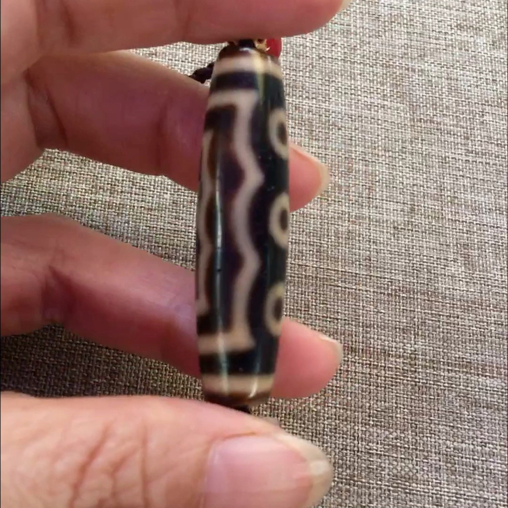 至纯西藏玛瑙原矿天珠五眼天珠细腻油润