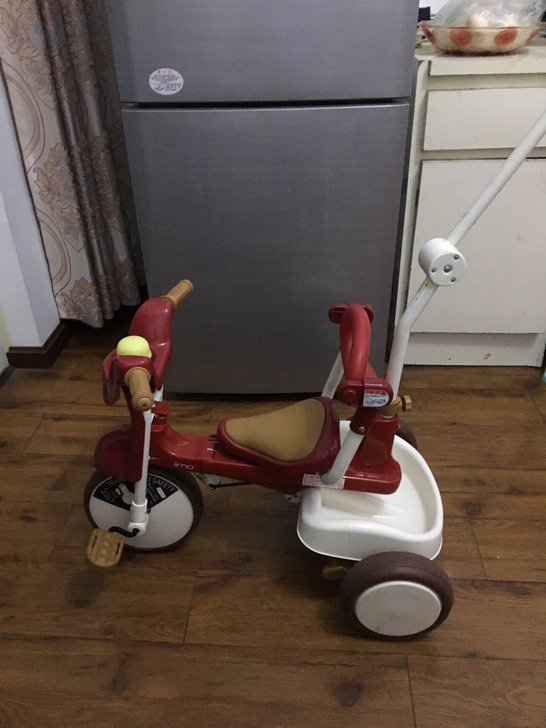 闲置这辆三轮车，9成新～无印良品的，质量杠杠的，可折叠，买成