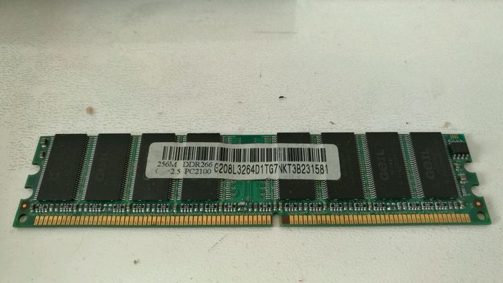 台式机内存DDR266256MB